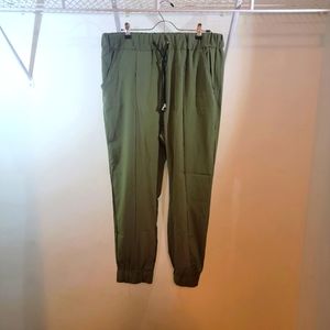 Olive green plus size drawstring joggers, size 2X, Polyester